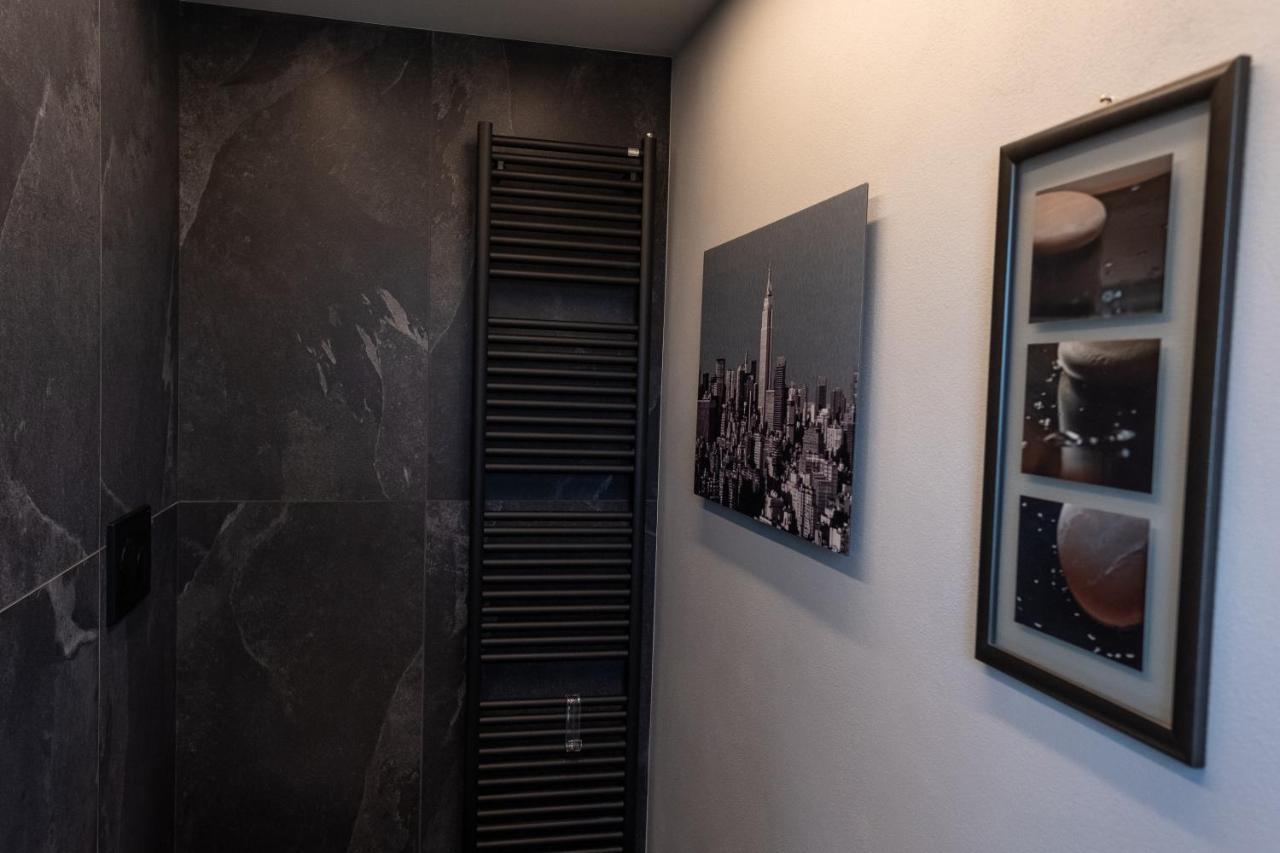 Alla Torre - Nel Cuore Del Borgo Storico Castagnole delle Lanze Exterior foto