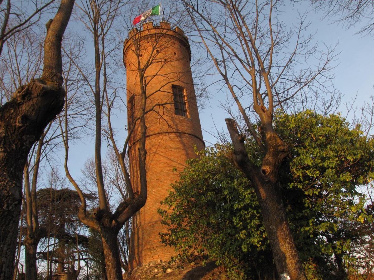Alla Torre - Nel Cuore Del Borgo Storico Castagnole delle Lanze Exterior foto